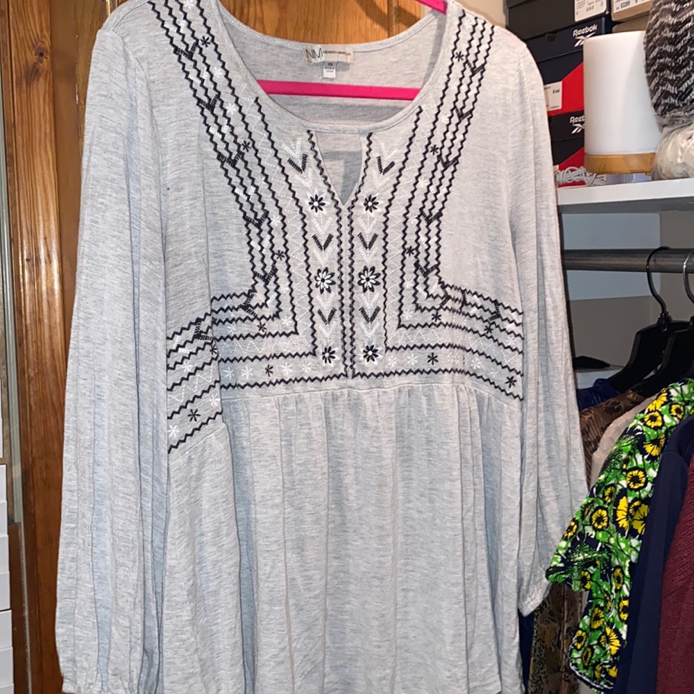 Gray peasant style top with black embroidery design
